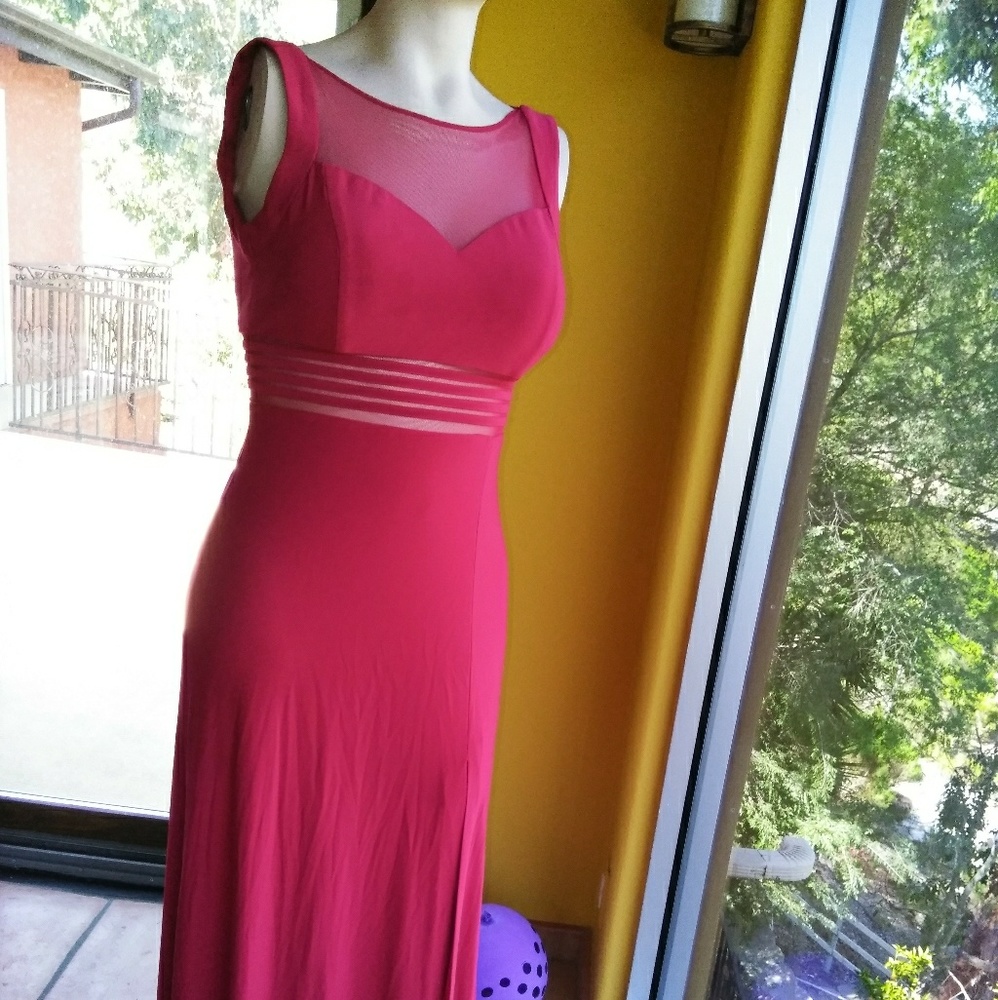 Brautiful dress by Nightway